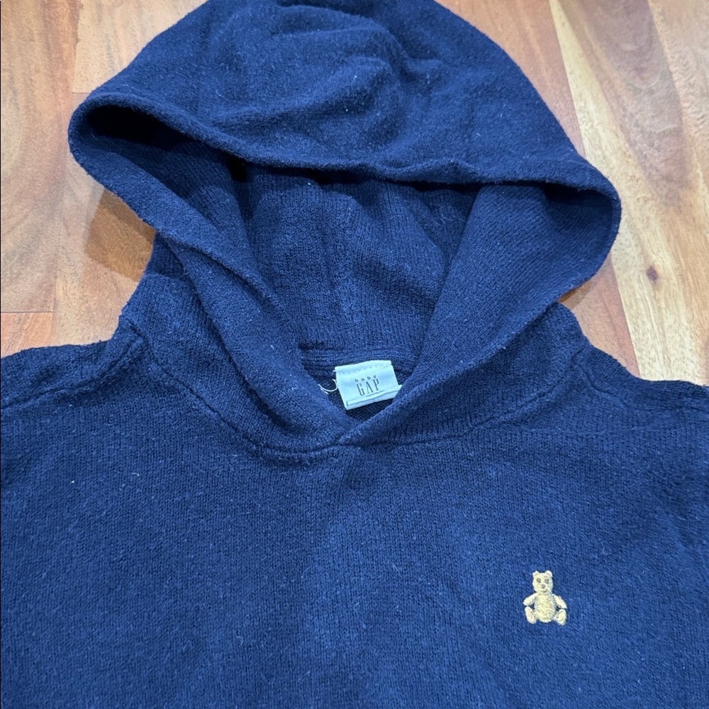 Bundle - Toodler sweaters and Ling sleeve T-Shirts - Picture 10 of 10